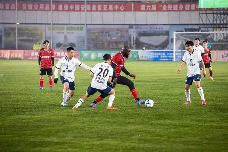 土耳其超级联赛：特拉布宗体育 VS 锡瓦斯体育
